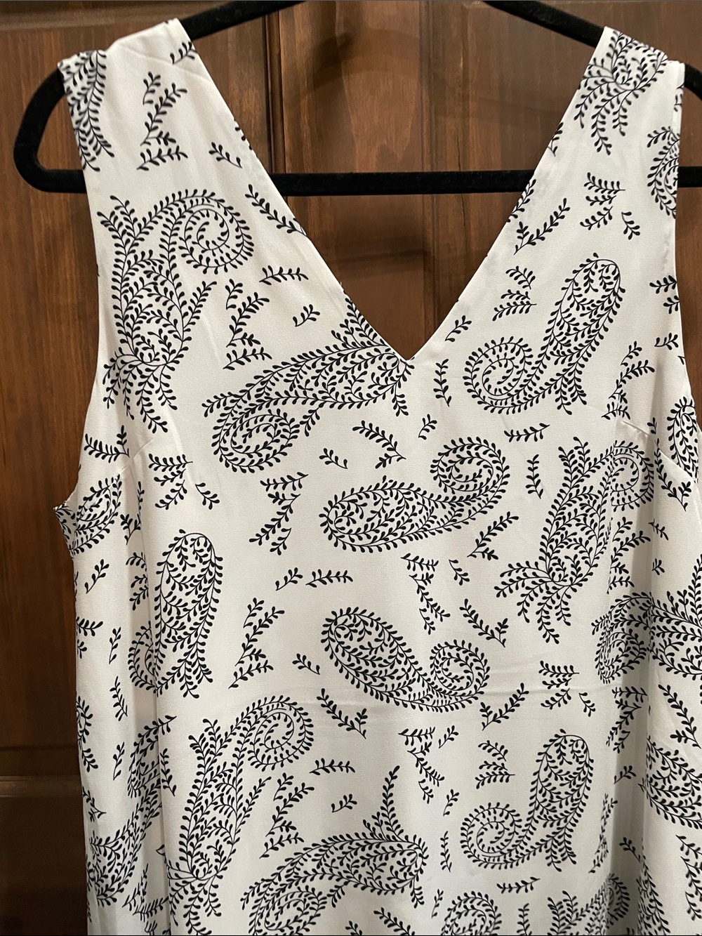 Banana Republic White and Navy Paisley Midi Dress - Picture 3 of 5
